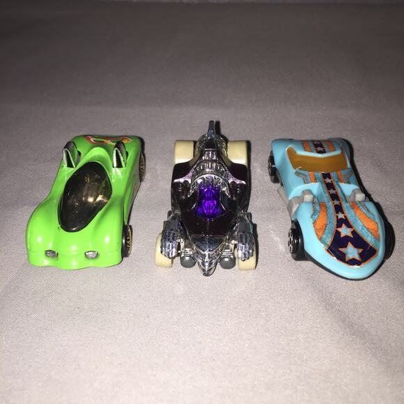 Toy Hot Wheels '95 Power Pipes / '18 FYB42 Tur-boned Charged / '19 Twin Mill Toy - Picture 3 of 8